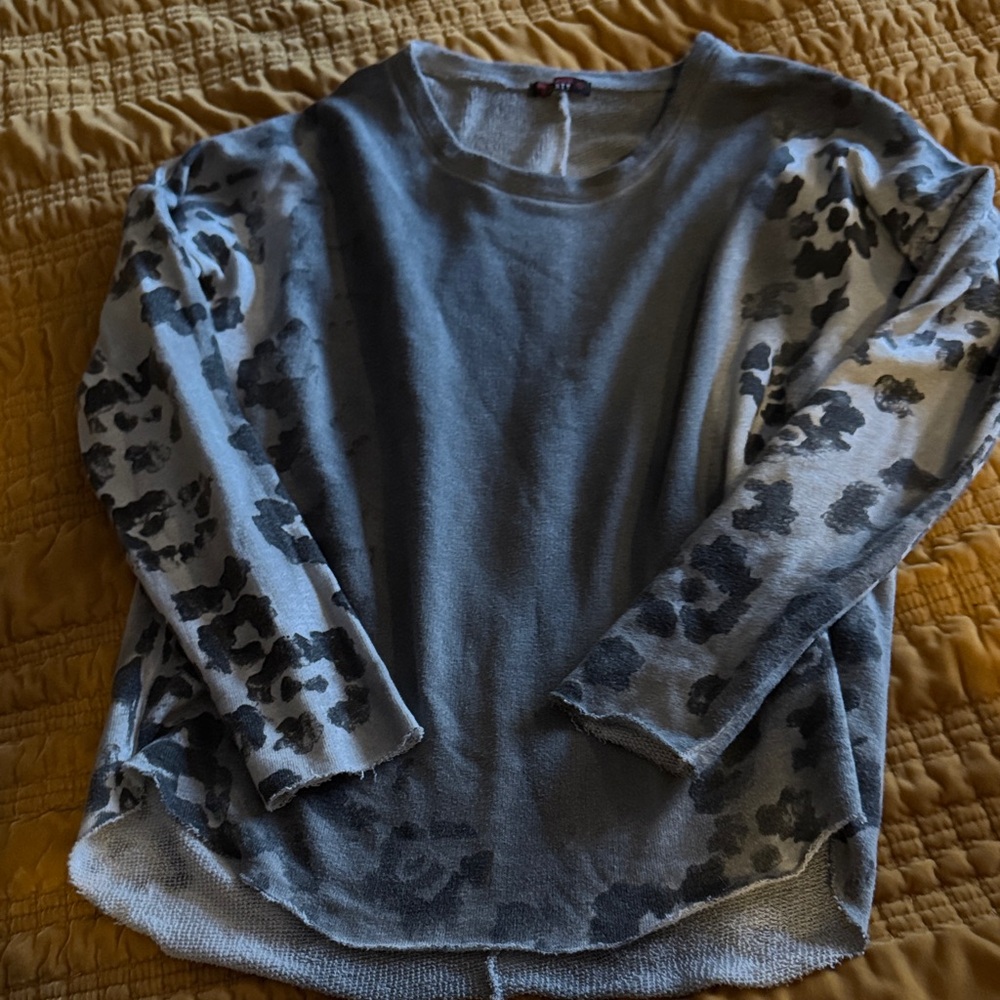 Gray Textured Sweater with animal print